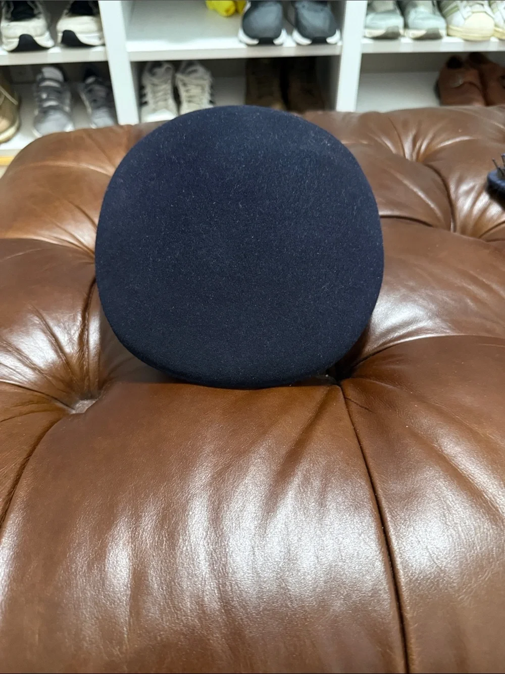 Kangol Classic Round Felt Hat in Black